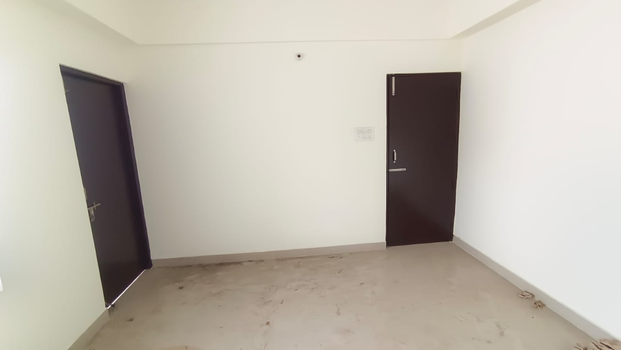 Unfurnished 3bhk in Sijubari, Hatigaon, Guwahati, Assam, India for Rent